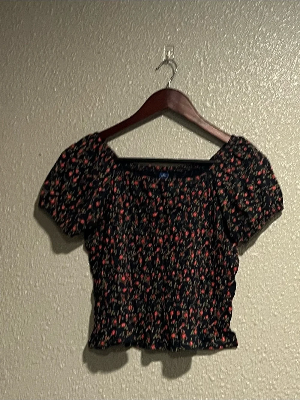 Old Navy Black Floral Smocked Puff-Sleeve Top